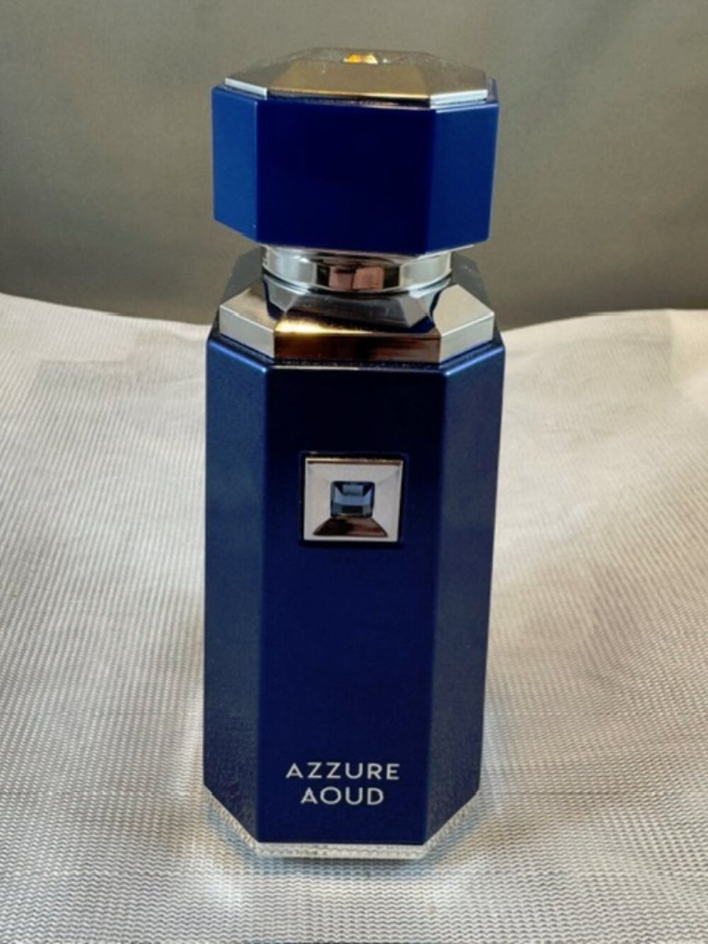New but with no box Fragrance World Azzure Oud Eau de Parfum Men's Spray 3.4oz.